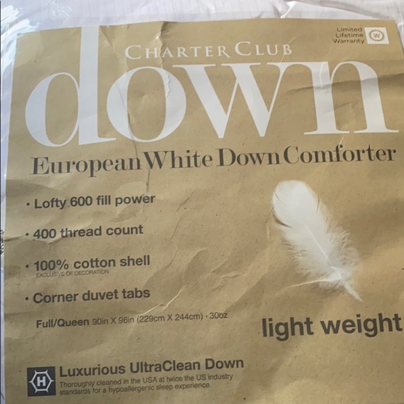 Charter Club bedding down comforter size queen - Picture 3 of 9